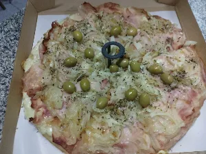 FUGAZZETA CON JAMÓN